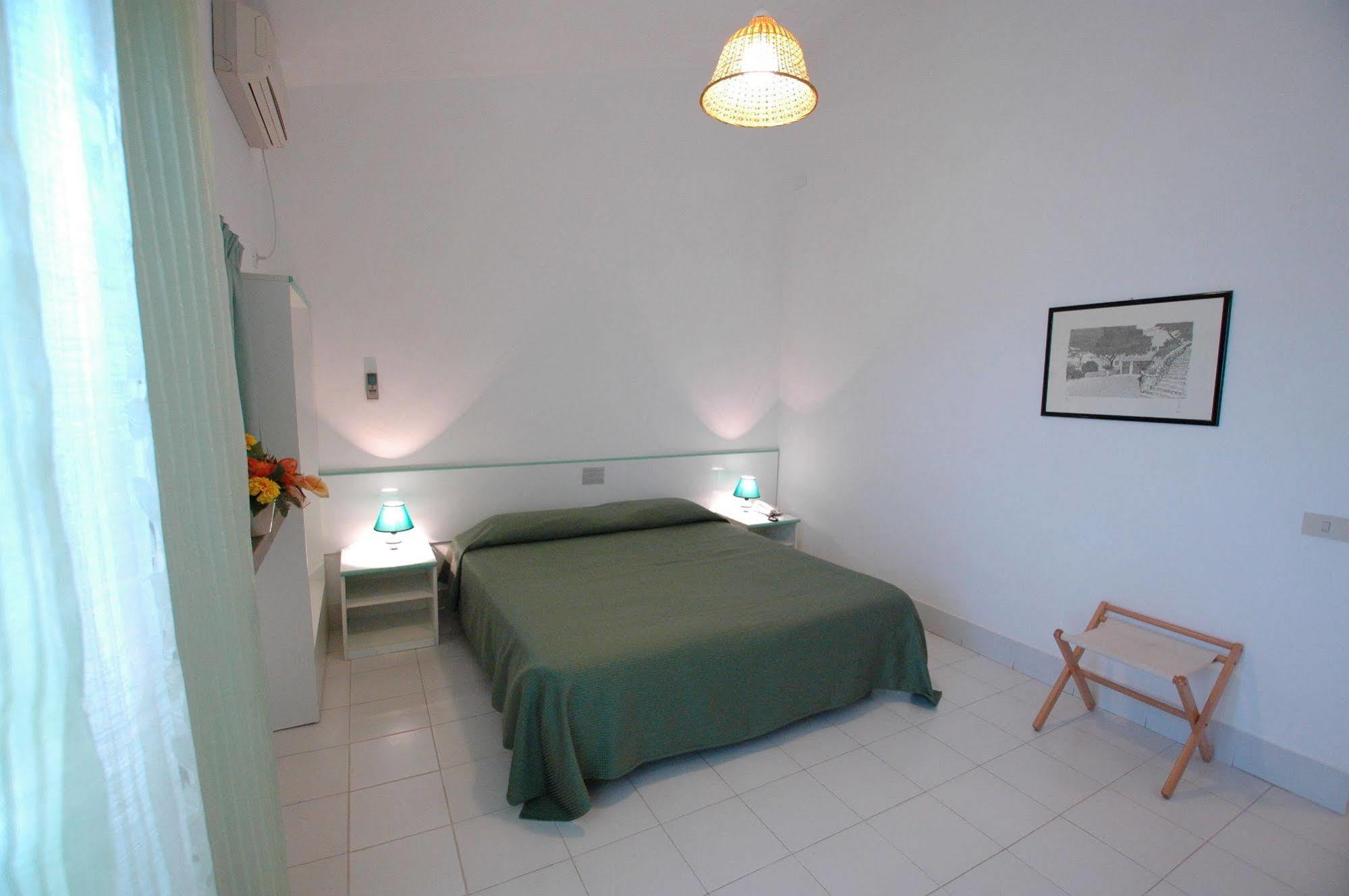 Hotel Capo Di Stella Capoliveri  Zewnętrze zdjęcie